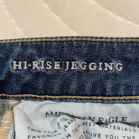 American Eagle Outfitters Super Stretch X Distressed High Rise Jegging 6 Short - Picture 8 of 12